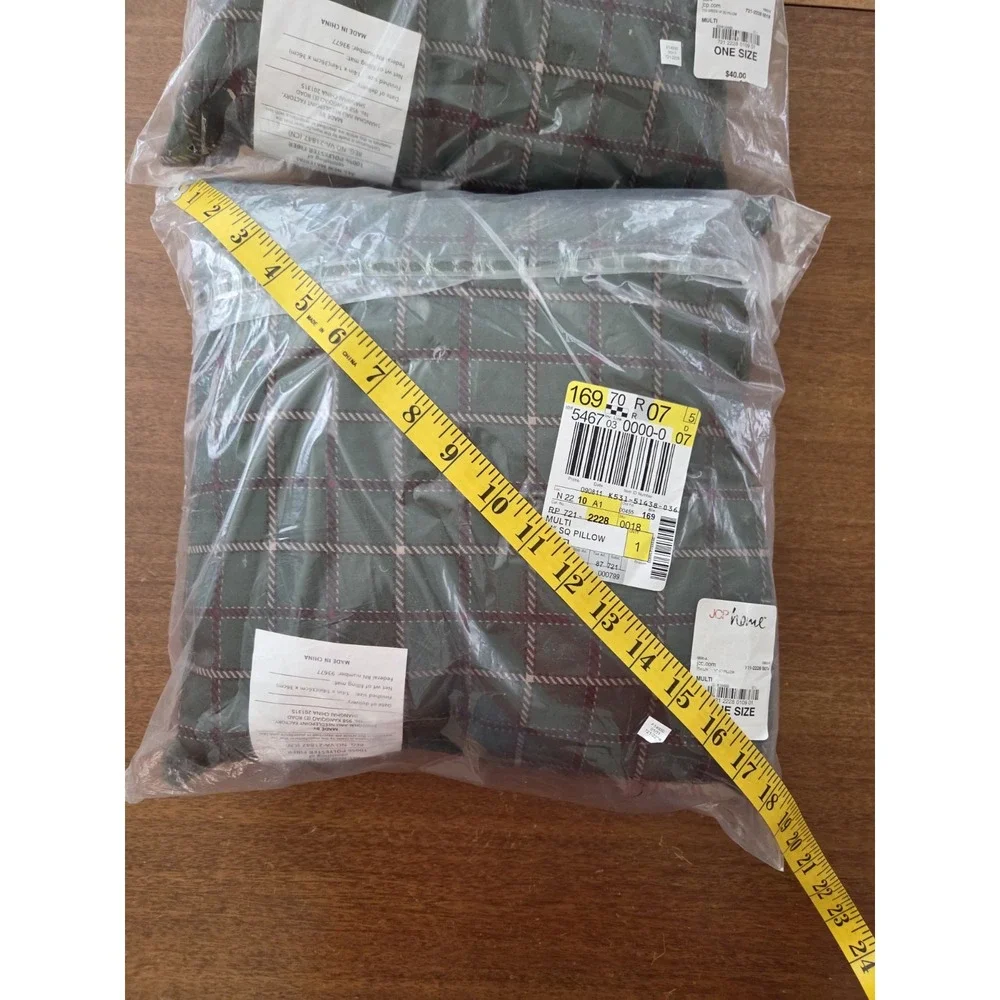 Pair Of Golf Throw Pillows Two Burgundy Plaid‎ Hunter Green